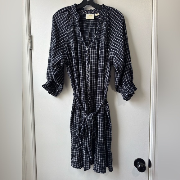 Anthropologie Sara Smocked Shirtdress Navy and White Grid Long Sleeve Dress - Picture 3 of 12